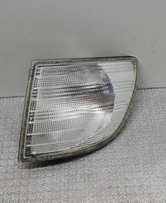 Mercedes-Benz Vito Viano W638 Front indicator light 014401508L 6750