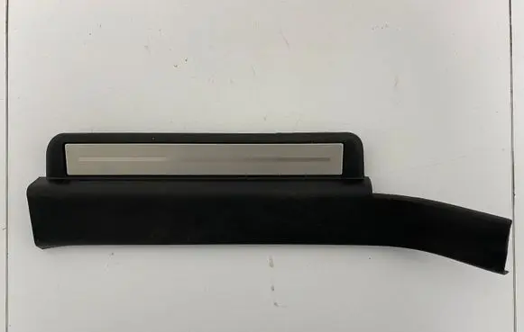 Nissan Murano Z50 Rear sill trim cover 7693CA000 7693CA001 76953CA002
