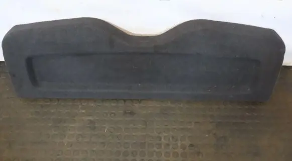 Parcel shelf