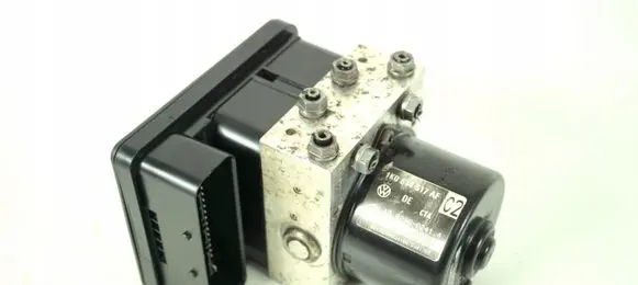 Volkswagen Golf V ABS Pump 1K0614517AF 1K0907379AC