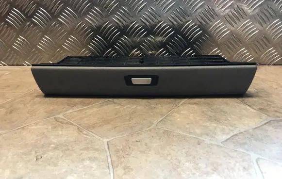 BMW 5 GT F07 Dashboard storage box/compartment 9199118