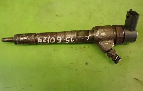 Opel Kadett C Fuel injector 0445110083