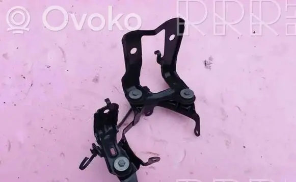 Renault Master III Power steering pump mounting bracket A0035476E A0035475 A0035476