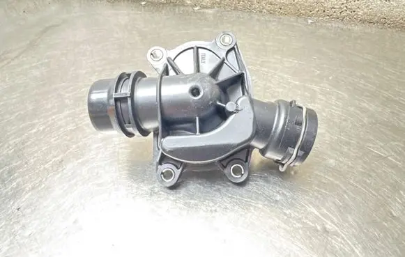 Opel Omega B1 Thermostat 1880429