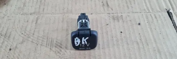 Mercedes-Benz C W203 12 V Socket (rear) 