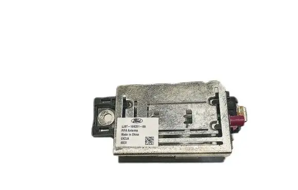Ford Mustang VI Antenna control unit LJ8T19K351AA