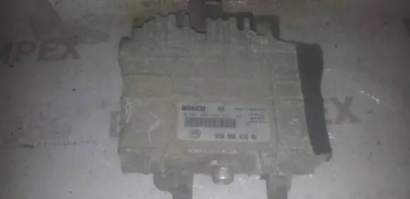 Volkswagen Polo III 6N 6N2 6NF Engine control unit/module 0261203744 0261203745