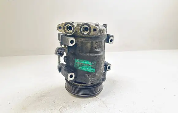 Ford Focus Air conditioning (A/C) compressor (pump) 3M5H19D629SA