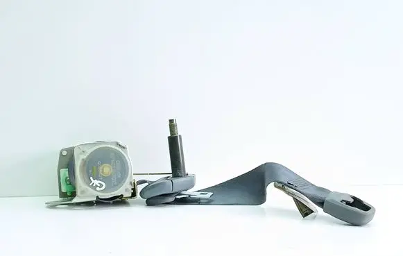 Toyota RAV 4 (XA20) Rear seatbelt C085407