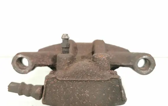Mitsubishi Outlander Rear brake caliper