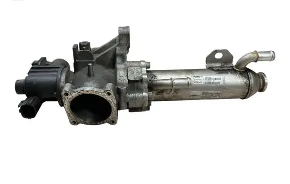Volvo S80 EGR valve cooler 880766L 880182B 50086303