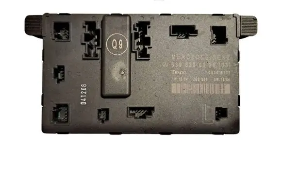 Mercedes-Benz Vito Viano W639 Door control unit/module 6398200026