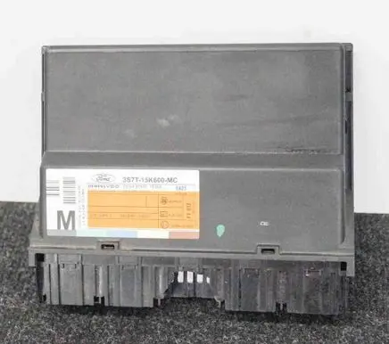 Ford Mondeo Mk III Other devices 3S7T15K600MC