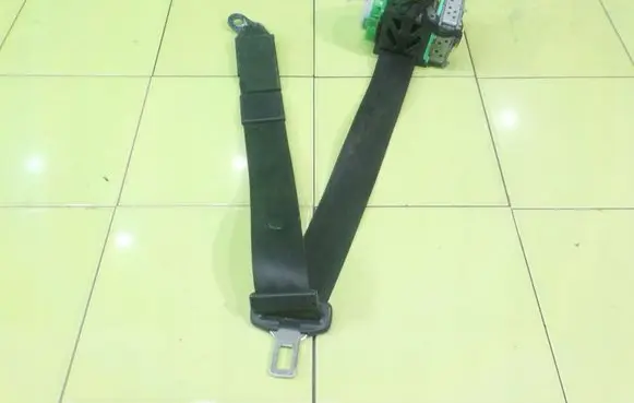 Audi TT TTS Mk2 Front seatbelt 8J7857706J BEZPIECZENSTWA