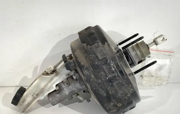 Ford Kuga I Brake booster 8V412B195AD