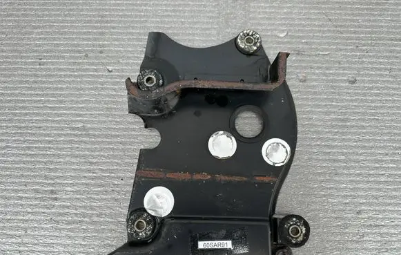 Nissan Patrol Y60 Timing chain cover 1358022J00