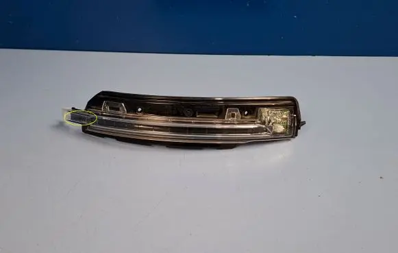 Porsche Macan (95B) Mirror indicator light 95B949102F 20826070