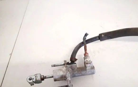 Honda Civic Clutch master cylinder