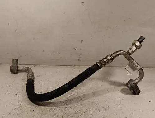 Air conditioning (A/C) pipe/hose