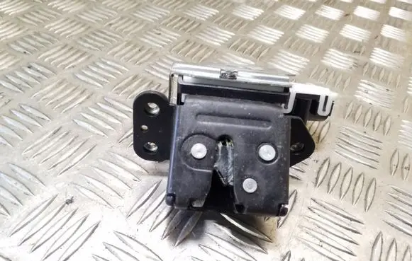 Mazda 3 II Tailgate/trunk/boot lock/catch/latch