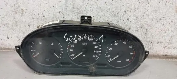Renault Scenic I Speedometer (instrument cluster) 7700847782