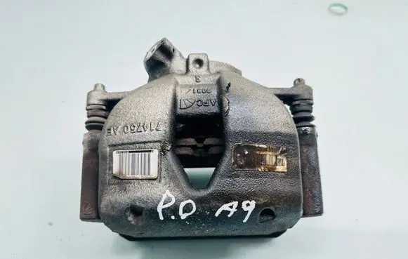 Citroen C5 Aircross Front brake caliper 9831731080