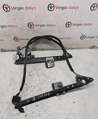 Rear door manual window regulator