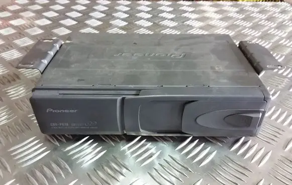 Volvo S40, V40 CD/DVD changer CDXP670 020555