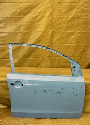Volkswagen Up Front door 000259
