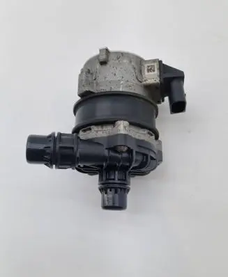 Chrysler Pacifica Electric auxiliary coolant/water pump 705810050 68237841AA T032SN00998