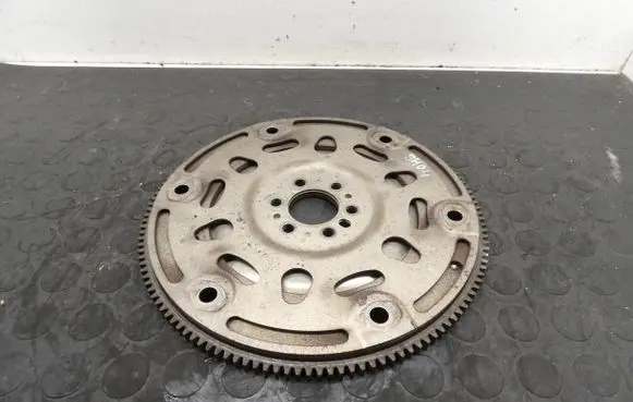 Peugeot 3008 I Flywheel 9804360380
