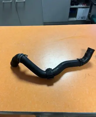 Volkswagen Touran II Engine coolant pipe/hose 1K0819374A KA411C 9005802