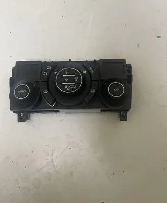 Peugeot 5008 Climate control unit 96738321XT