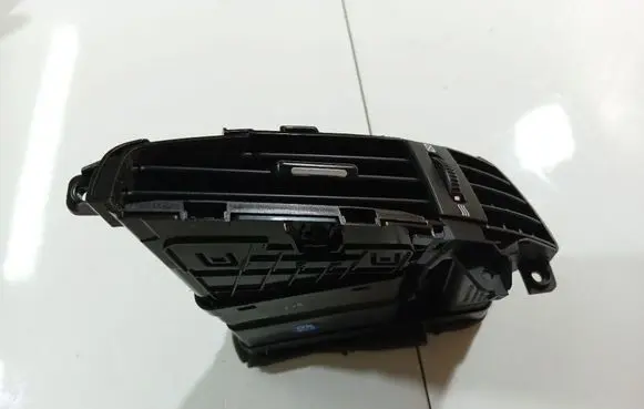 Dash center air vent grill