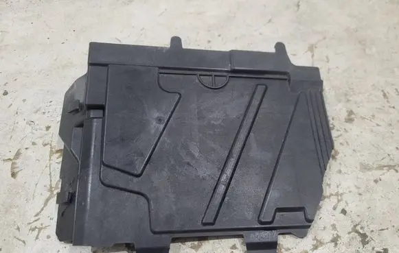 Mercedes-Benz A W177 Other engine bay part A2475459300