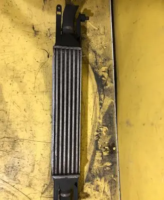 Fiat Punto Evo Intercooler radiator 51836369