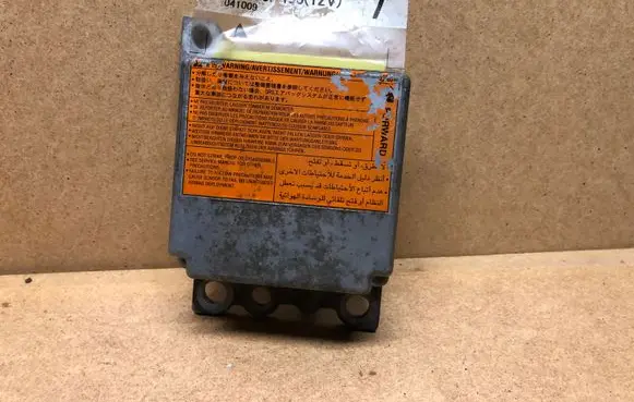 Nissan X-Trail T30 Airbag control unit/module 988208H405