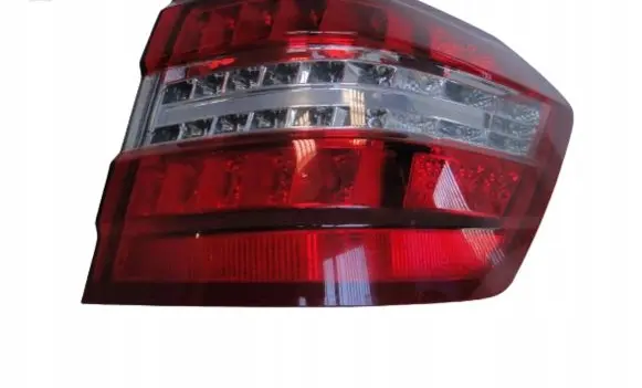 Mercedes-Benz E W212 Rear/tail lights A2128204064