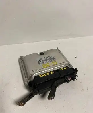 Volkswagen Golf Plus Engine control unit/module 036906032AD 0261208110 1039S08365