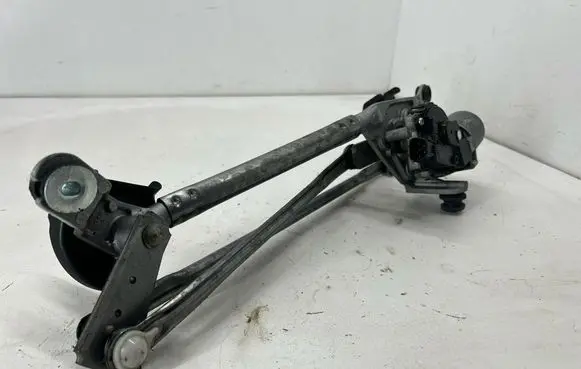 Subaru Forester SK Front wiper linkage and motor 86511SJ010 1593008770