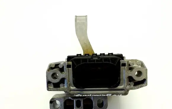 Skoda Octavia Mk4 Engine mount bracket 5WA199262A