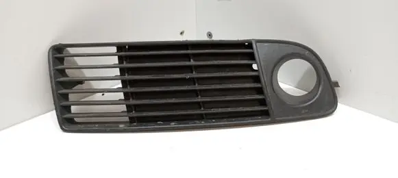 Audi A6 S6 C5 4B Front bumper lower grill 4B0807682HR DN12550