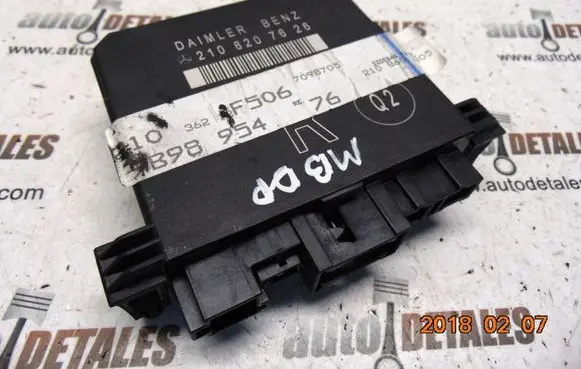 Mercedes-Benz E W210 Door control unit/module A2108207626