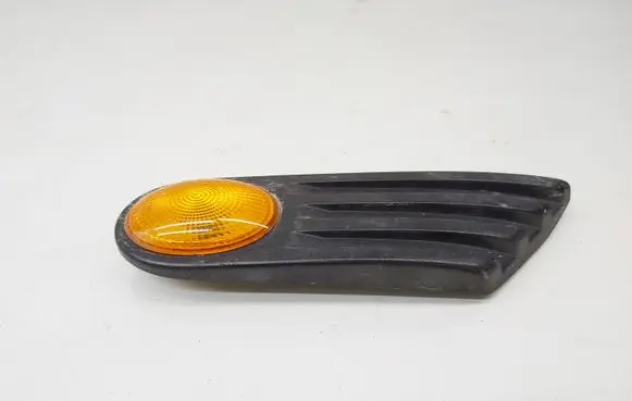 Mini One - Cooper Coupe R56 Front bumper turn signal 2751503
