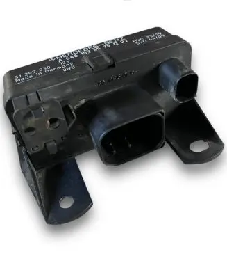 Mercedes-Benz C AMG W203 Central body control module S956 A6461536579