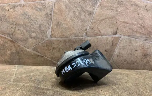 BMW 4 F36 Gran coupe Horn signal 7245422