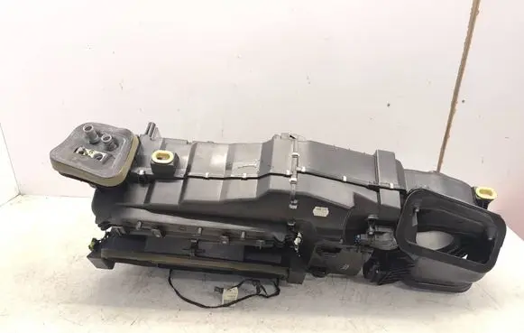 Mercedes-Benz CLK A209 C209 Interior heater climate box assembly housing 2098300362 A2038201642