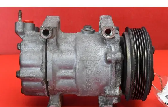 Peugeot 307 CC Air conditioning (A/C) compressor (pump) 9646273880