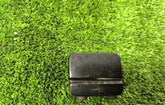 BMW 3 E90 E91 Front tow hook cap/cover 10268110