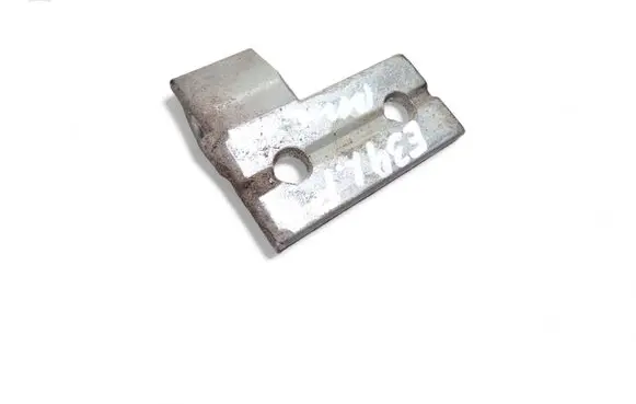 BMW 5 E39 Front door upper hinge 